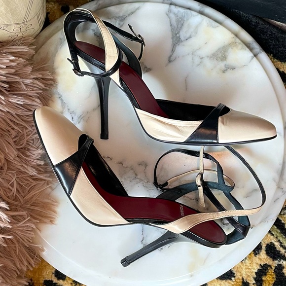 Pierre Hardy Shoes - 💠Pierre Hardy Ivory & Black Double Ankle Strap Leather Heels